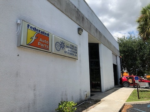 2104 - Escaparate de Riviera