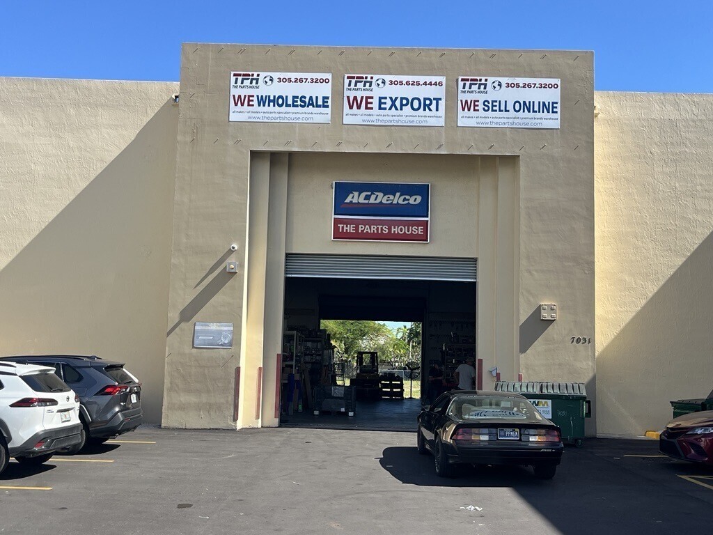 2028 - Local comercial de Bird Road