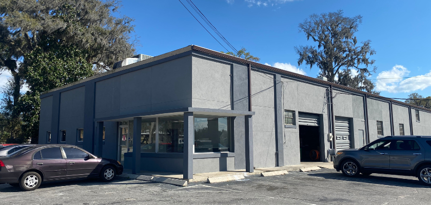 2033 - Local comercial en Arlington