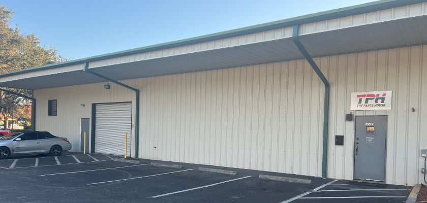 2044 - Local comercial en Port Richey