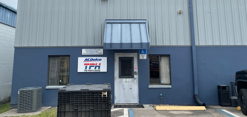 2115 - Local comercial en Oldsmar