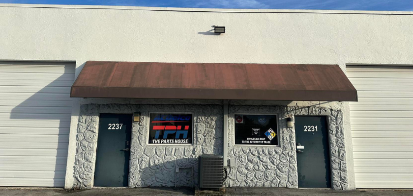 2118 - Local comercial en Oakland Park