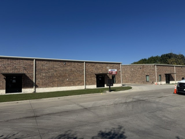0105 - Wylie Storefront