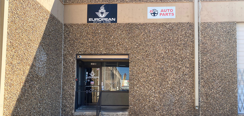 0121 - Local comercial en Preston Rd.