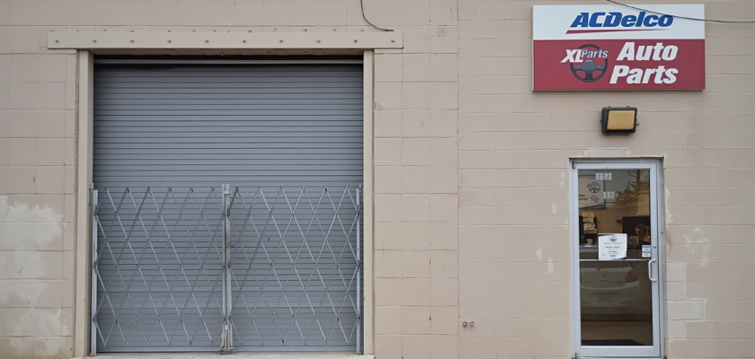 0412 - Zarzamora Storefront