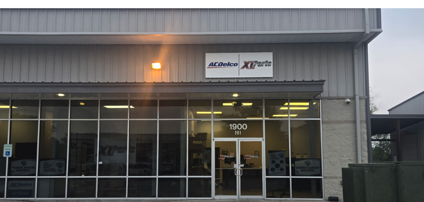 0416 - Lockhart Storefront